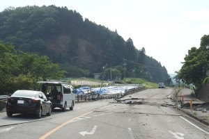 大切畑ダム周辺の損壊道路［俵山・県道28号線］